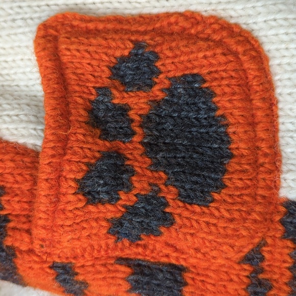 100% wool jacket with animal theme - Picture 11 of 14